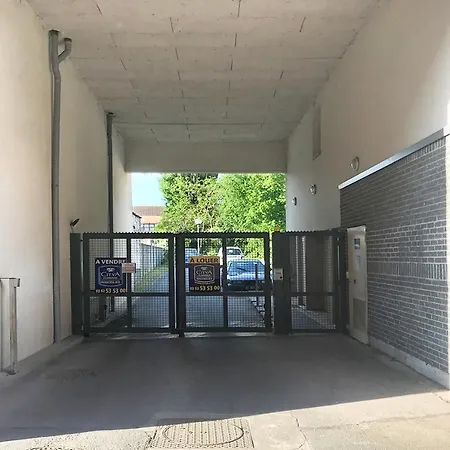 아파트 Business *