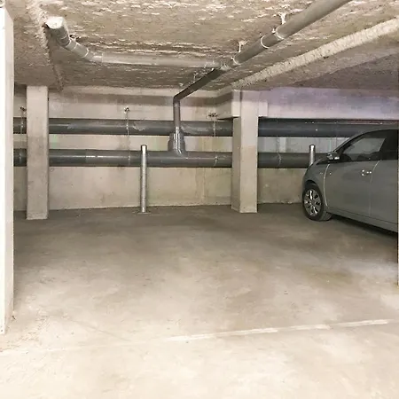 Business 아파트 *